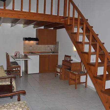 Hotel Vlycha & 2*